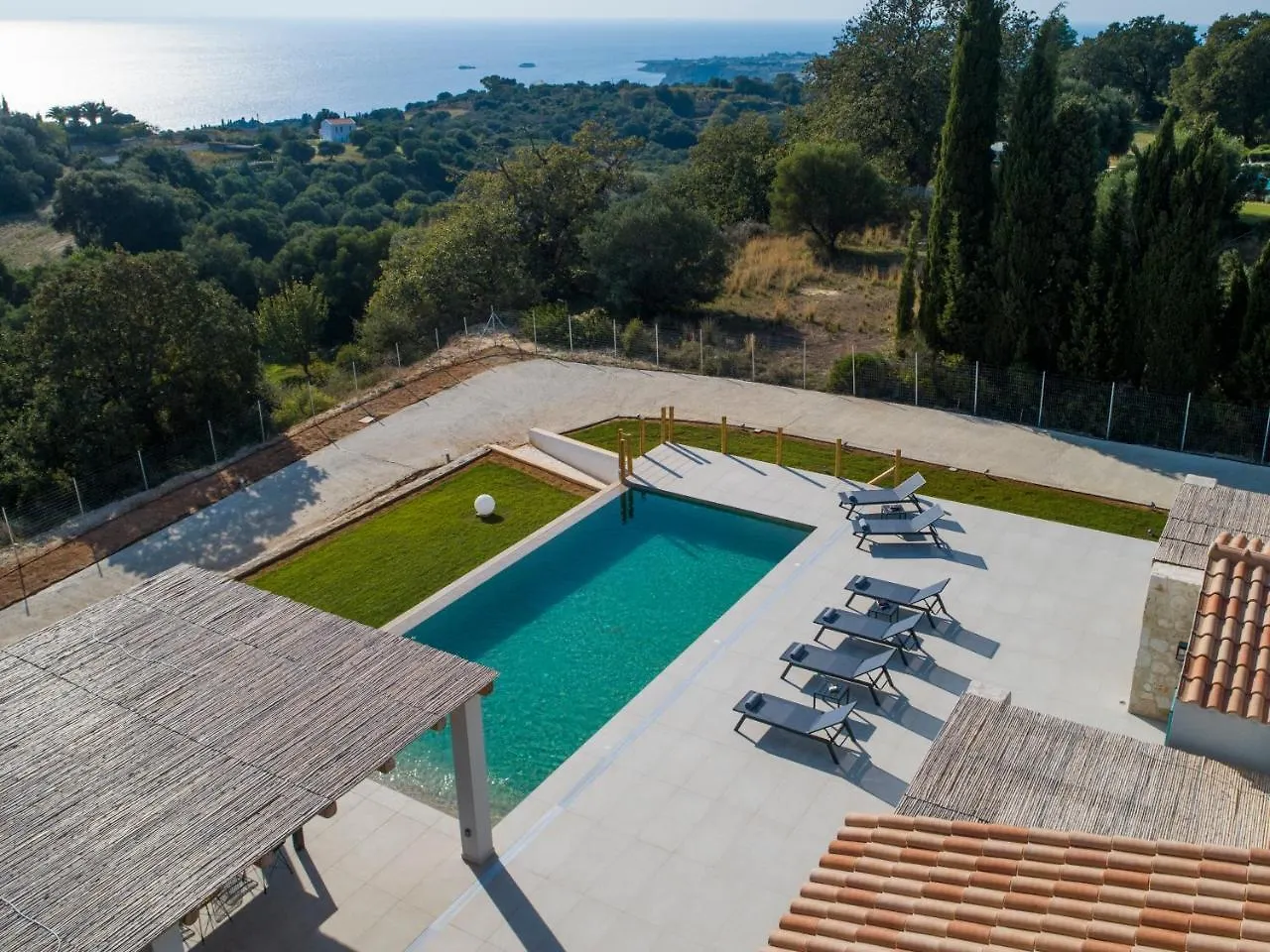 Exclusive Sea View Villa Madelaine Spartia